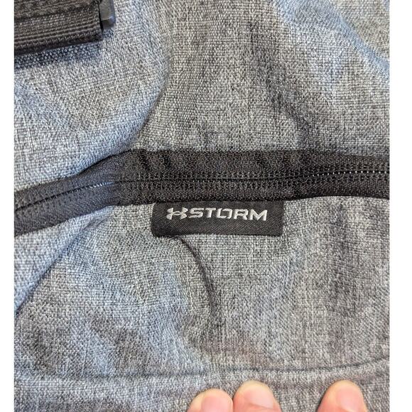 Under Armour Hustle 4.0 Backpack Gray Black Bag Activewear Gym Workout Travel - Picture 4 of 7